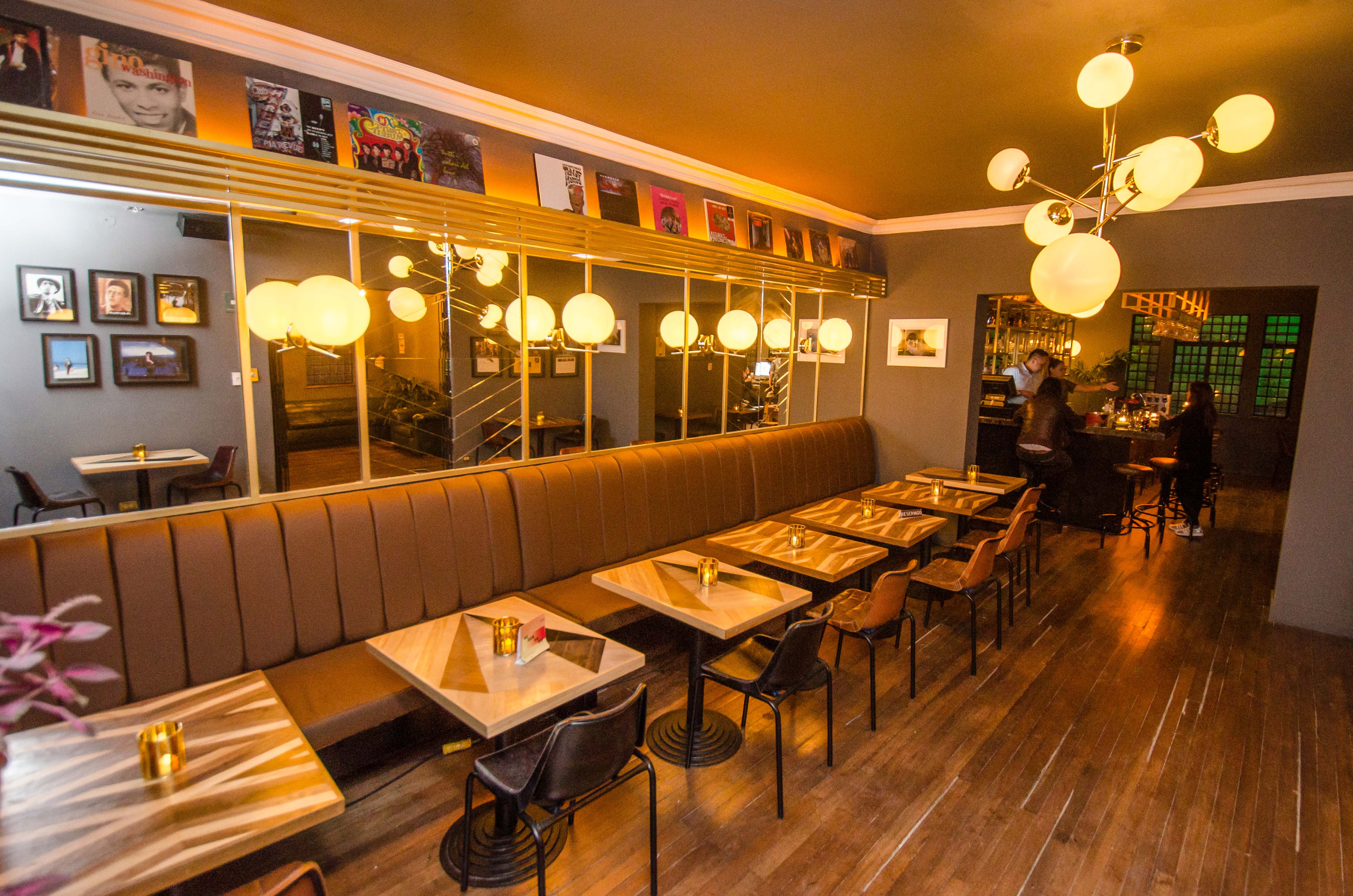Bar El Discreto Encanto – Segundo piso